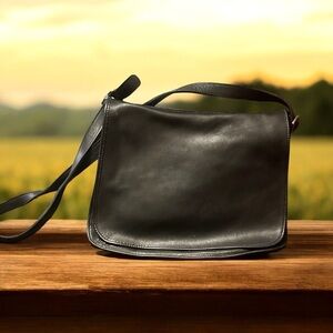 Gorgeous all leather black Crossbody